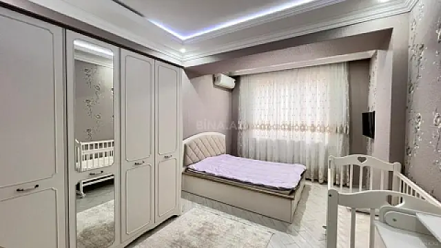 Satılır 3 otaqlı mənzil 82 m²