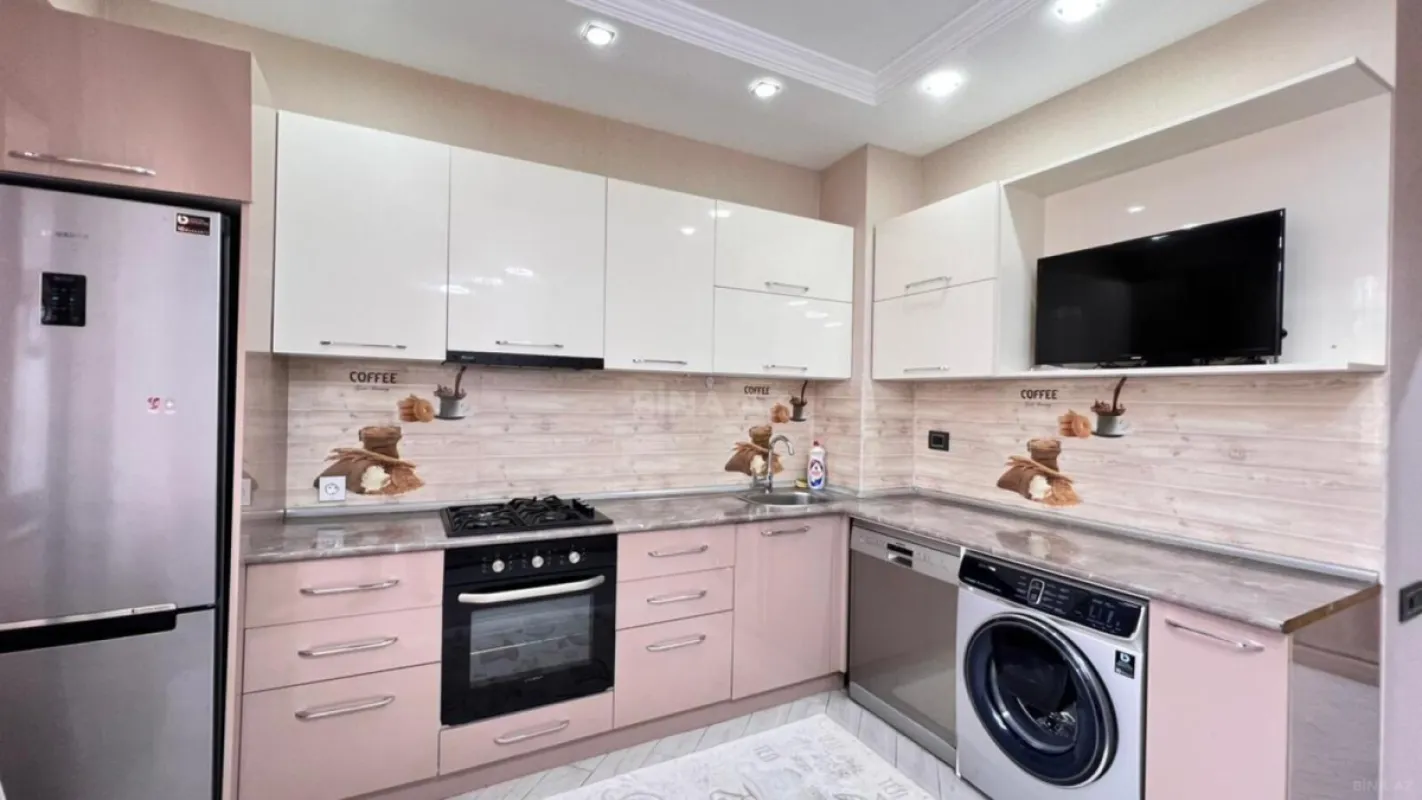 Satılır 3 otaqlı mənzil 82 m²