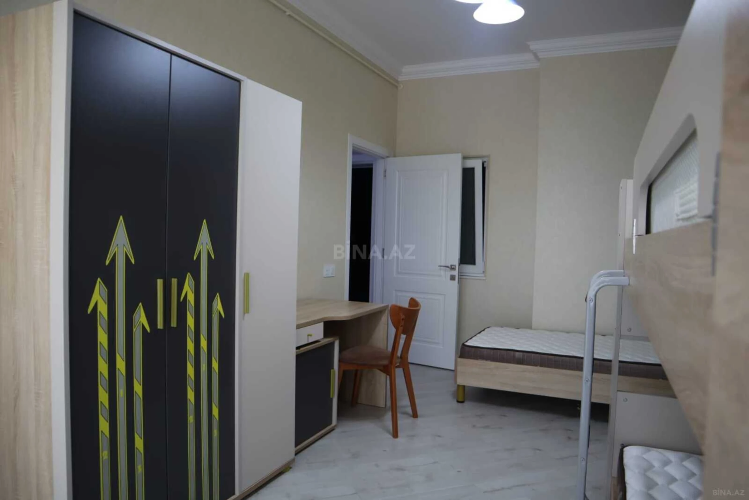 Kirayə verilir 3 otaqlı mənzil 110 m²
