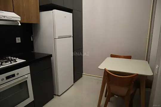 Kirayə verilir 3 otaqlı mənzil 110 m²