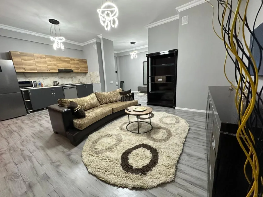 Satılır 3 otaqlı mənzil 91 m²