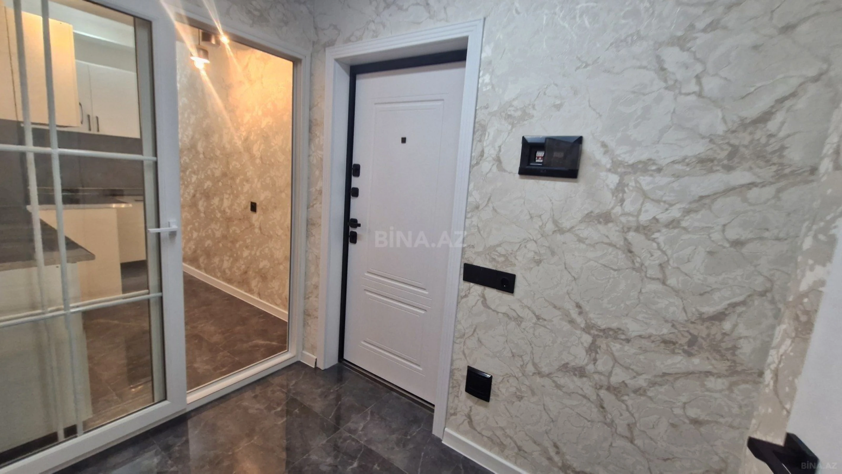 Satılır 2 otaqlı mənzil 60 m²