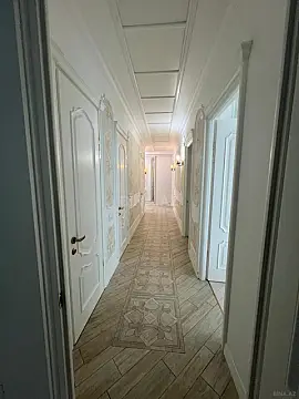 Kirayə verilir 3 otaqlı mənzil 168 m²