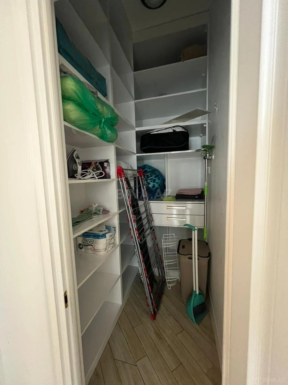 Kirayə verilir 3 otaqlı mənzil 168 m²