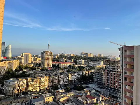 Kirayə verilir 3 otaqlı mənzil 168 m²