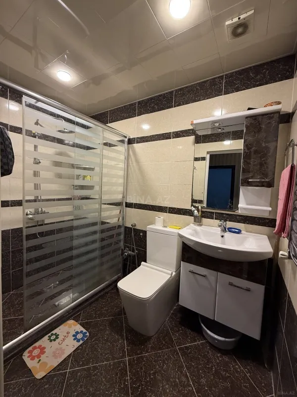 Satılır 2 otaqlı mənzil 65 m²