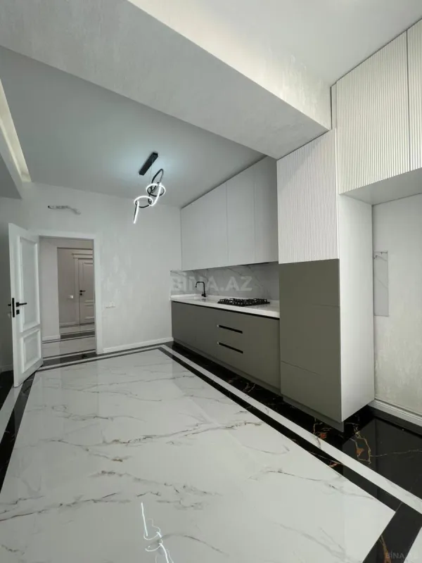 Satılır 3 otaqlı mənzil 101 m²
