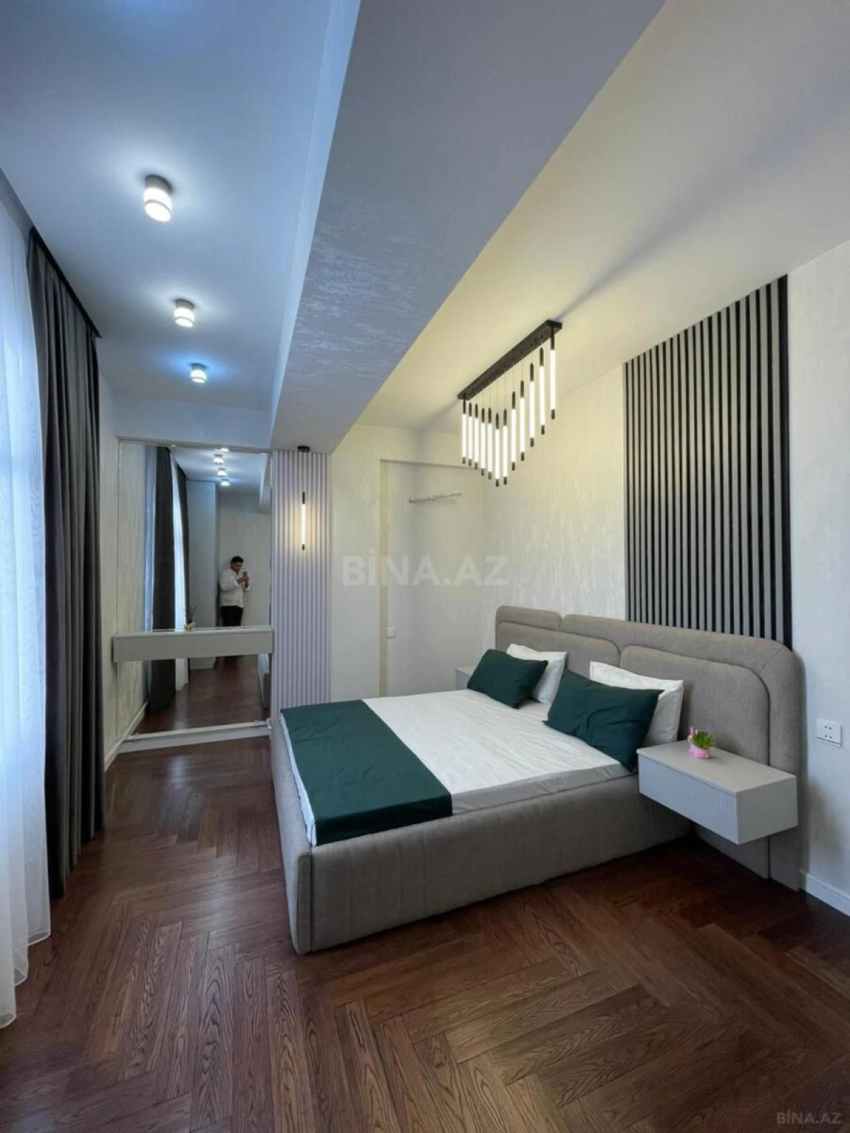 Satılır 3 otaqlı mənzil 101 m²