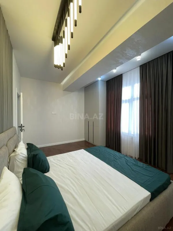 Satılır 3 otaqlı mənzil 101 m²