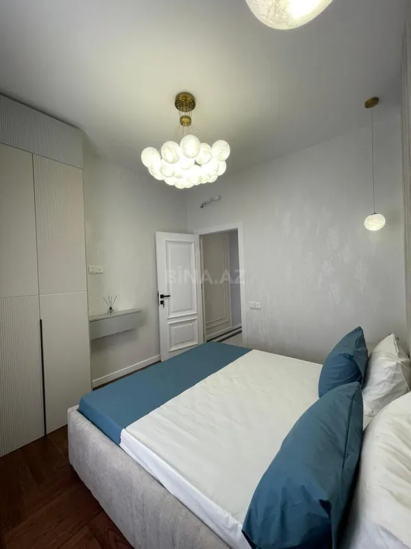 Satılır 3 otaqlı mənzil 101 m²