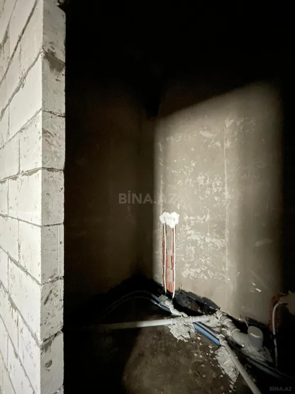 Satılır 3 otaqlı mənzil 157 m²