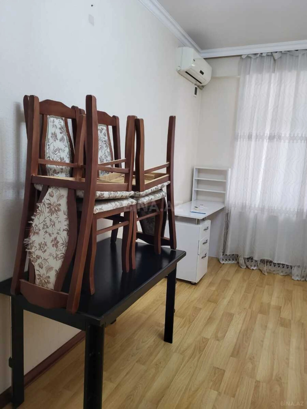 Satılır 2 otaqlı mənzil 58 m²