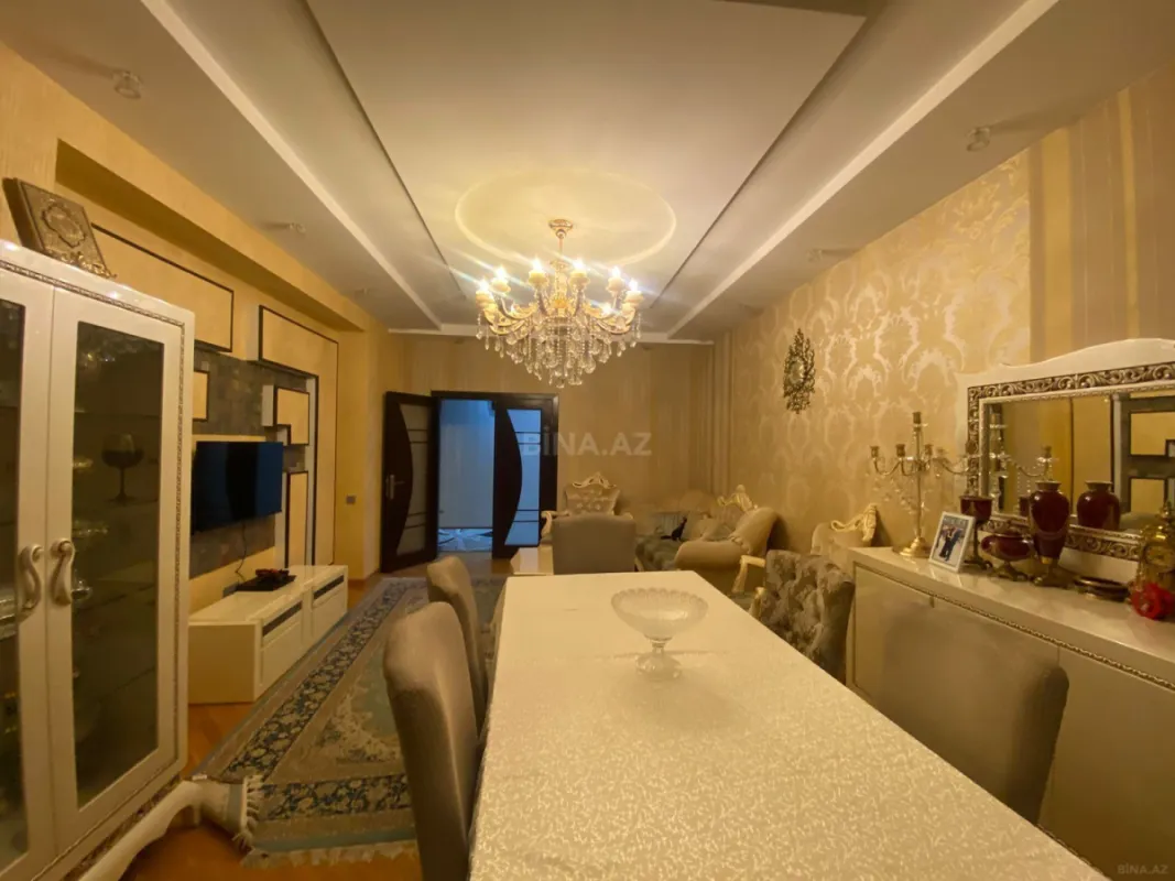 Satılır 3 otaqlı mənzil 92 m²