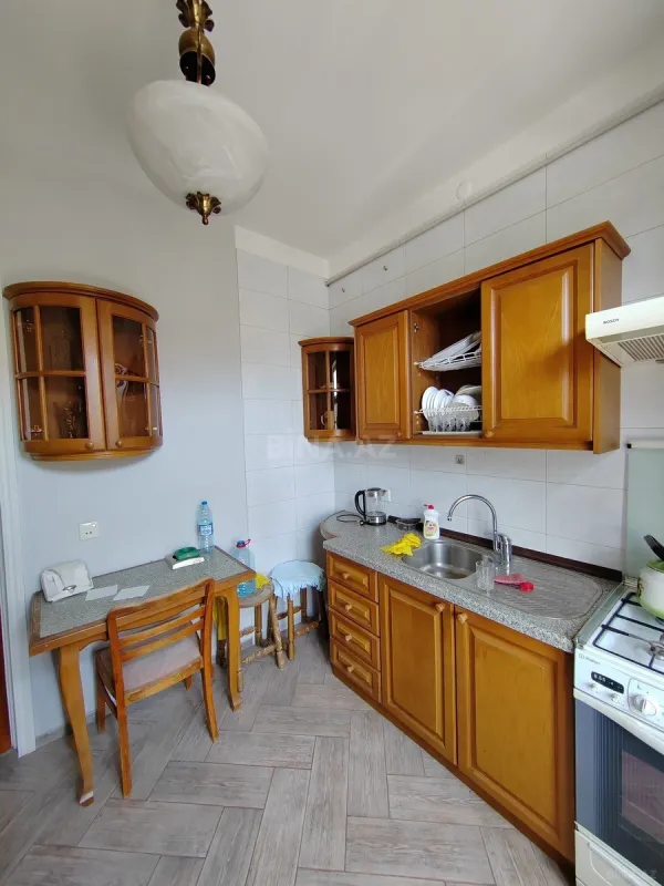 Satılır 3 otaqlı mənzil 100 m²