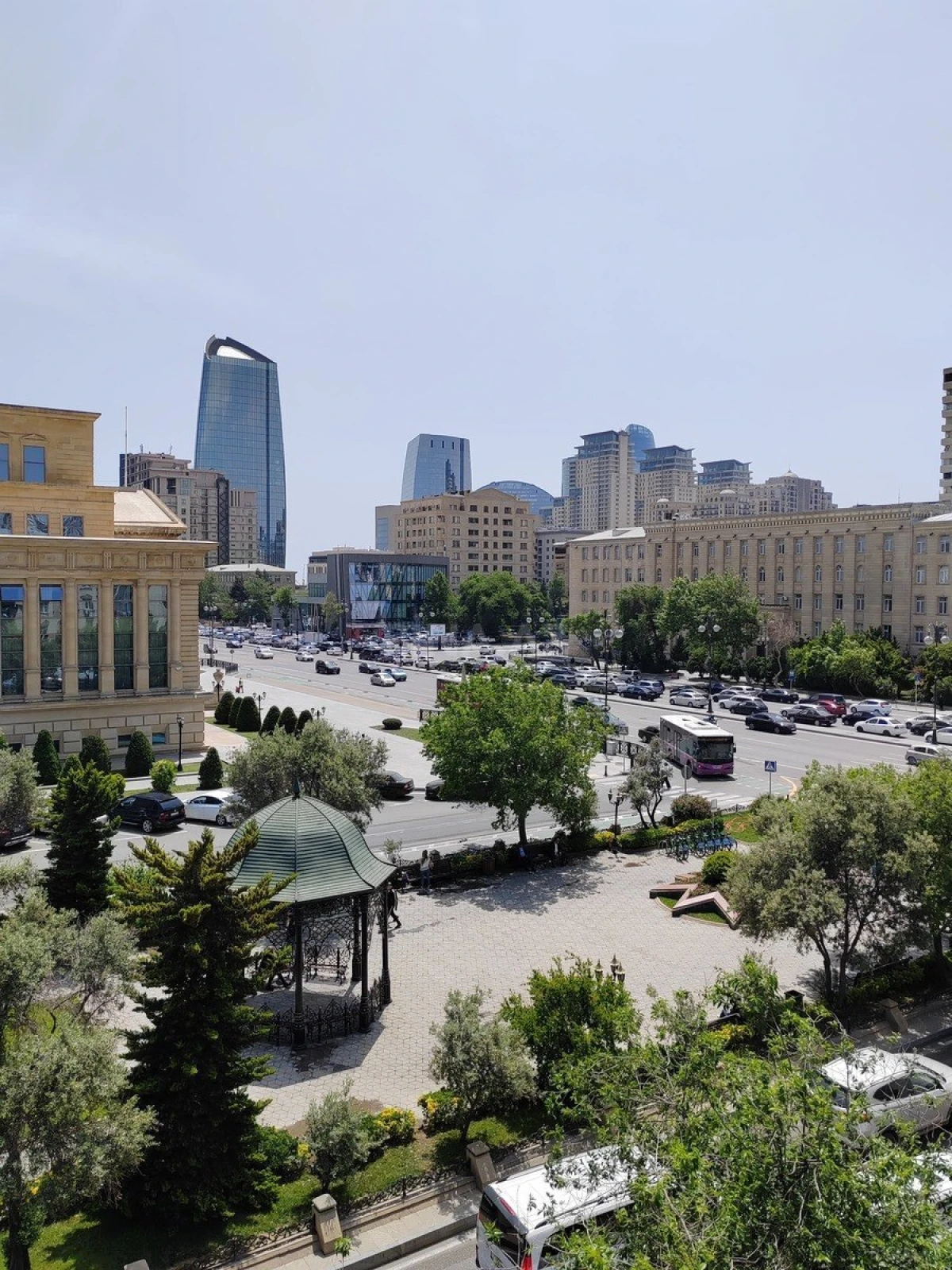 Satılır 3 otaqlı mənzil 100 m²