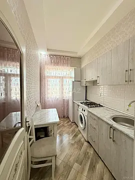 Satılır 1 otaqlı mənzil 38 m²