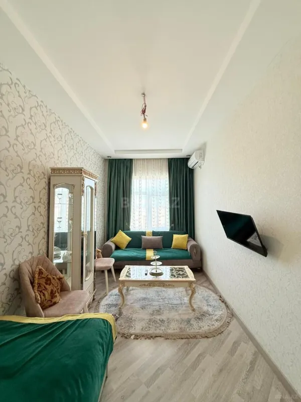 Satılır 1 otaqlı mənzil 38 m²