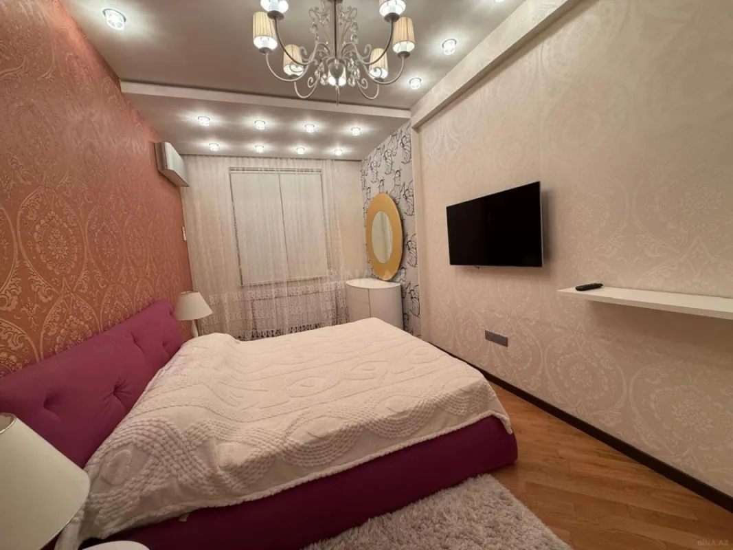 Kirayə verilir 2 otaqlı mənzil 75 m²
