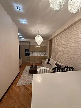Kirayə verilir 2 otaqlı mənzil 75 m²
