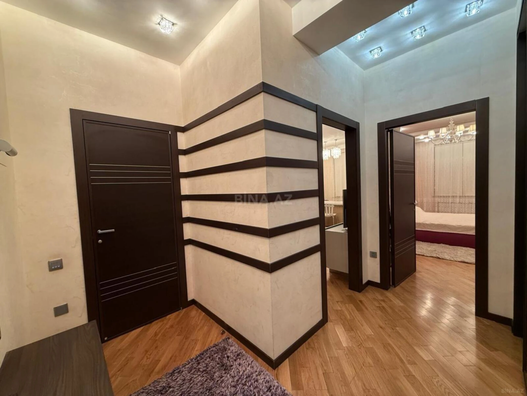 Kirayə verilir 2 otaqlı mənzil 75 m²