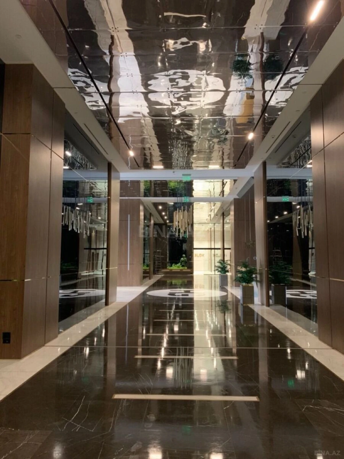 Satılır 3 otaqlı mənzil 120 m²