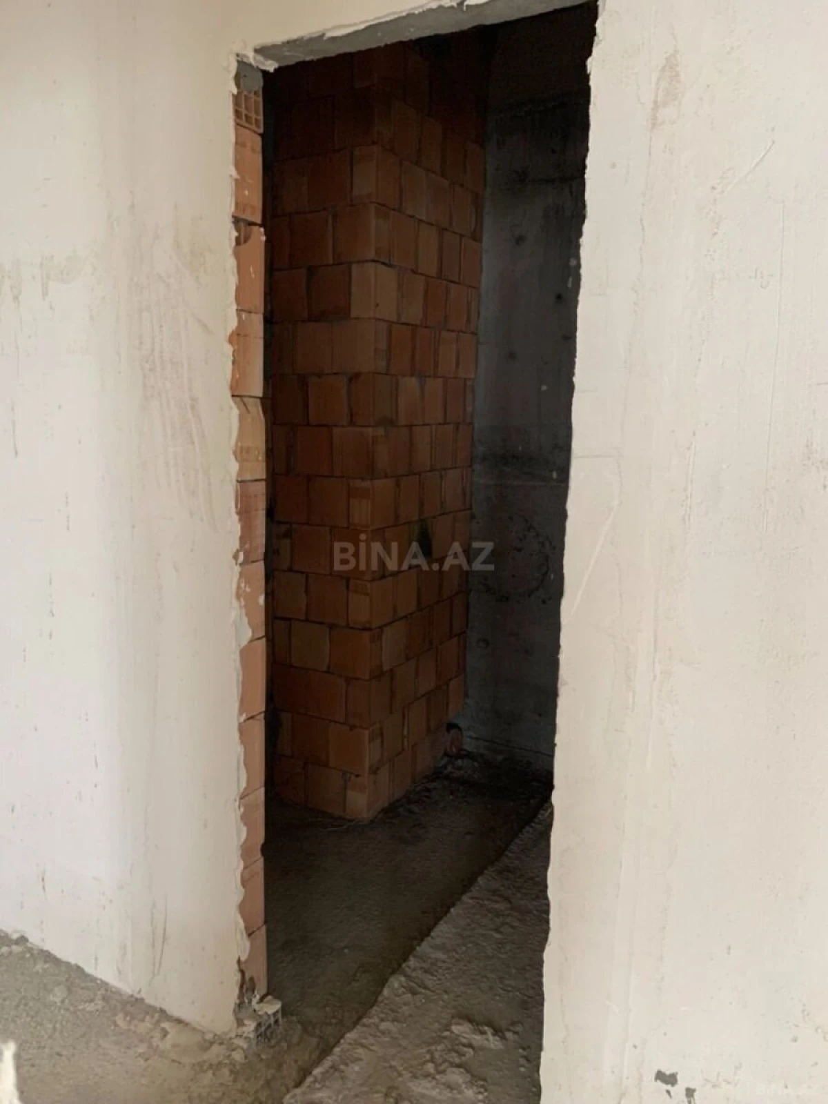 Satılır 3 otaqlı mənzil 120 m²