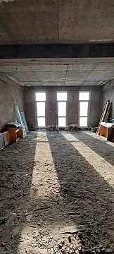 Satılır 5 otaqlı mənzil 250 m²