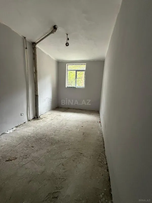 Satılır obyekt 318 m²