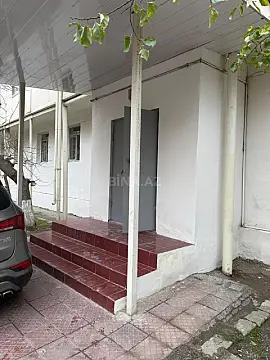 Satılır obyekt 318 m²