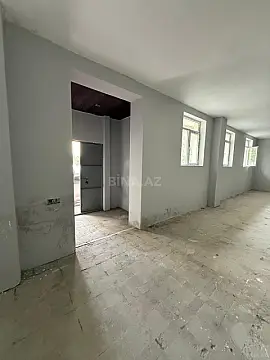 Satılır obyekt 318 m²