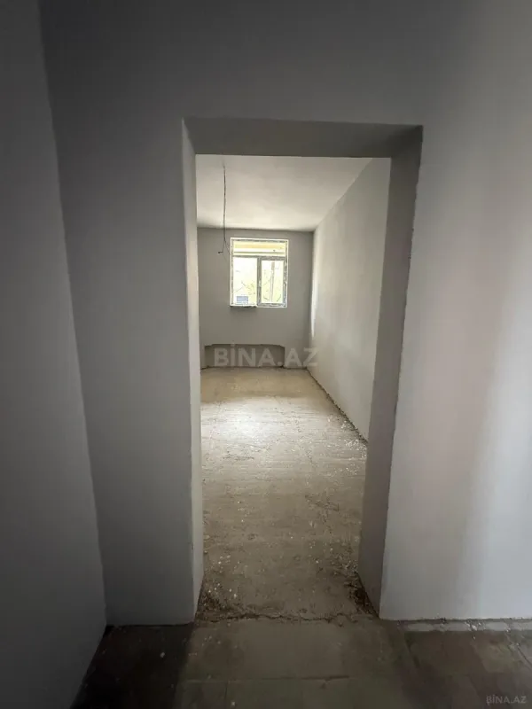 Satılır obyekt 318 m²