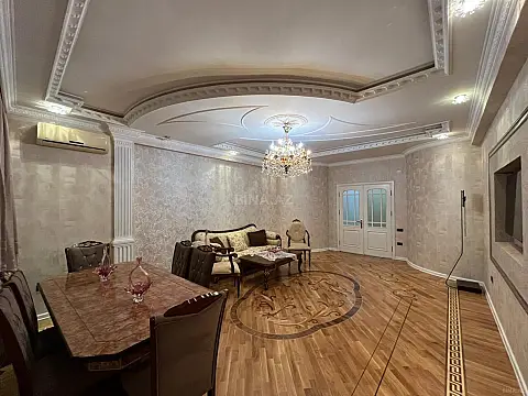 Kirayə verilir 3 otaqlı mənzil 140 m²