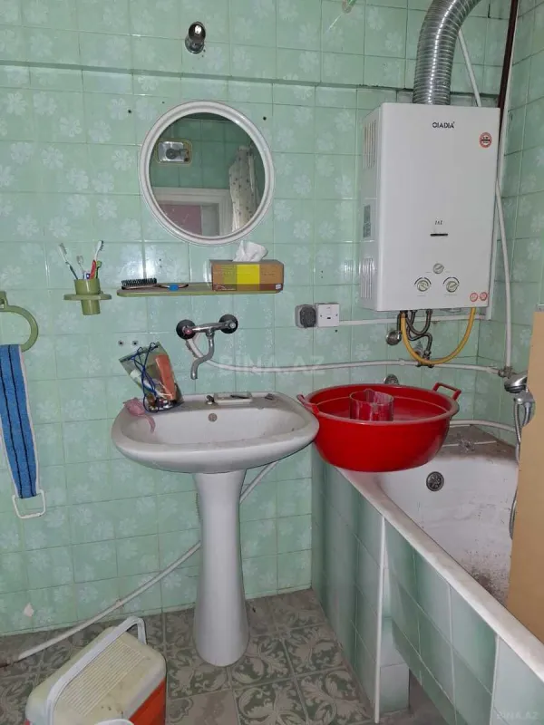 Satılır 2 otaqlı mənzil 80 m²