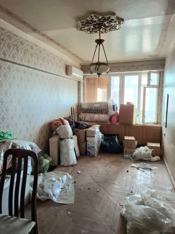 Satılır 2 otaqlı mənzil 80 m²
