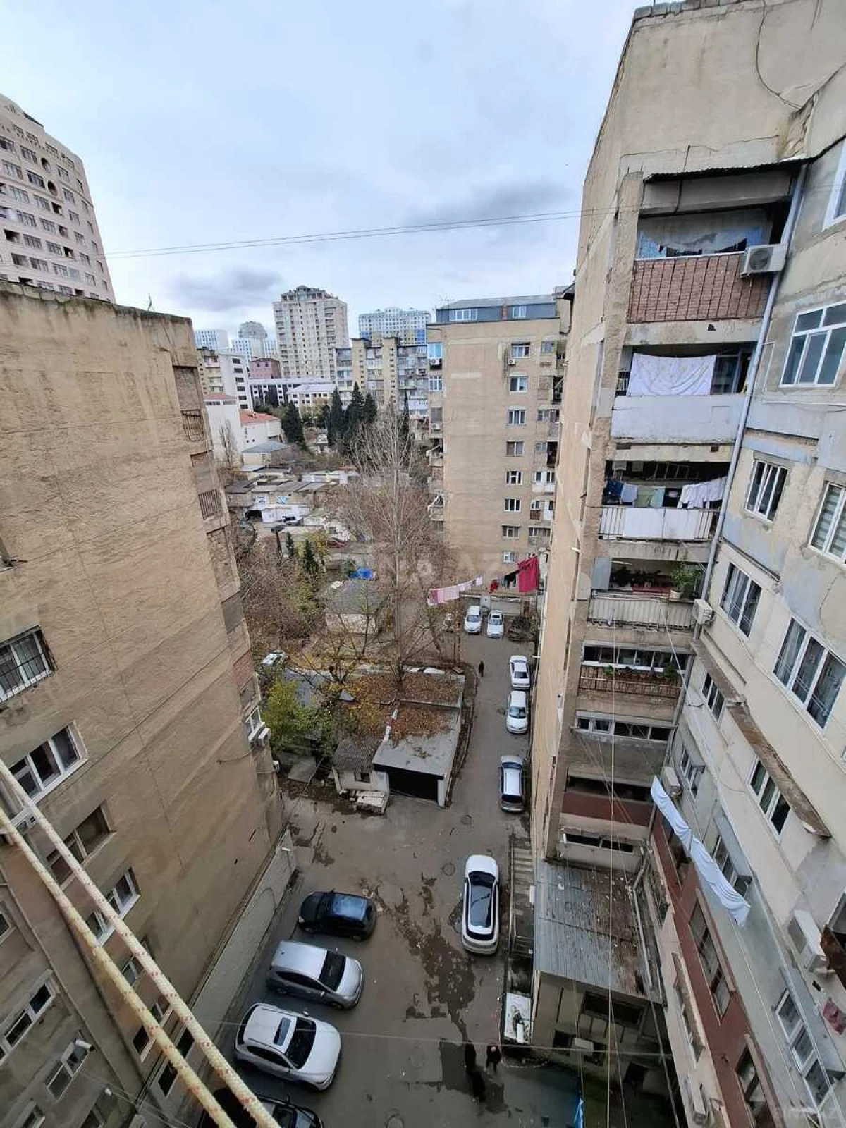 Satılır 2 otaqlı mənzil 80 m²