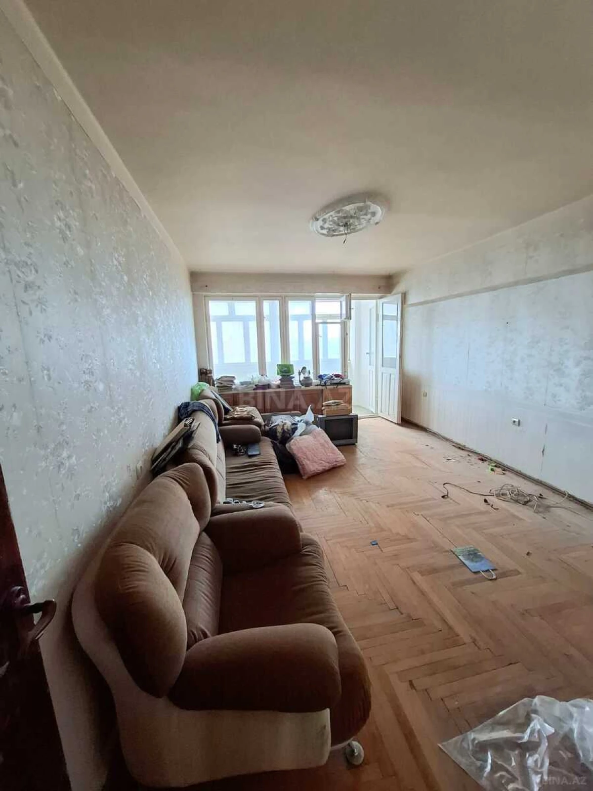 Satılır 2 otaqlı mənzil 80 m²