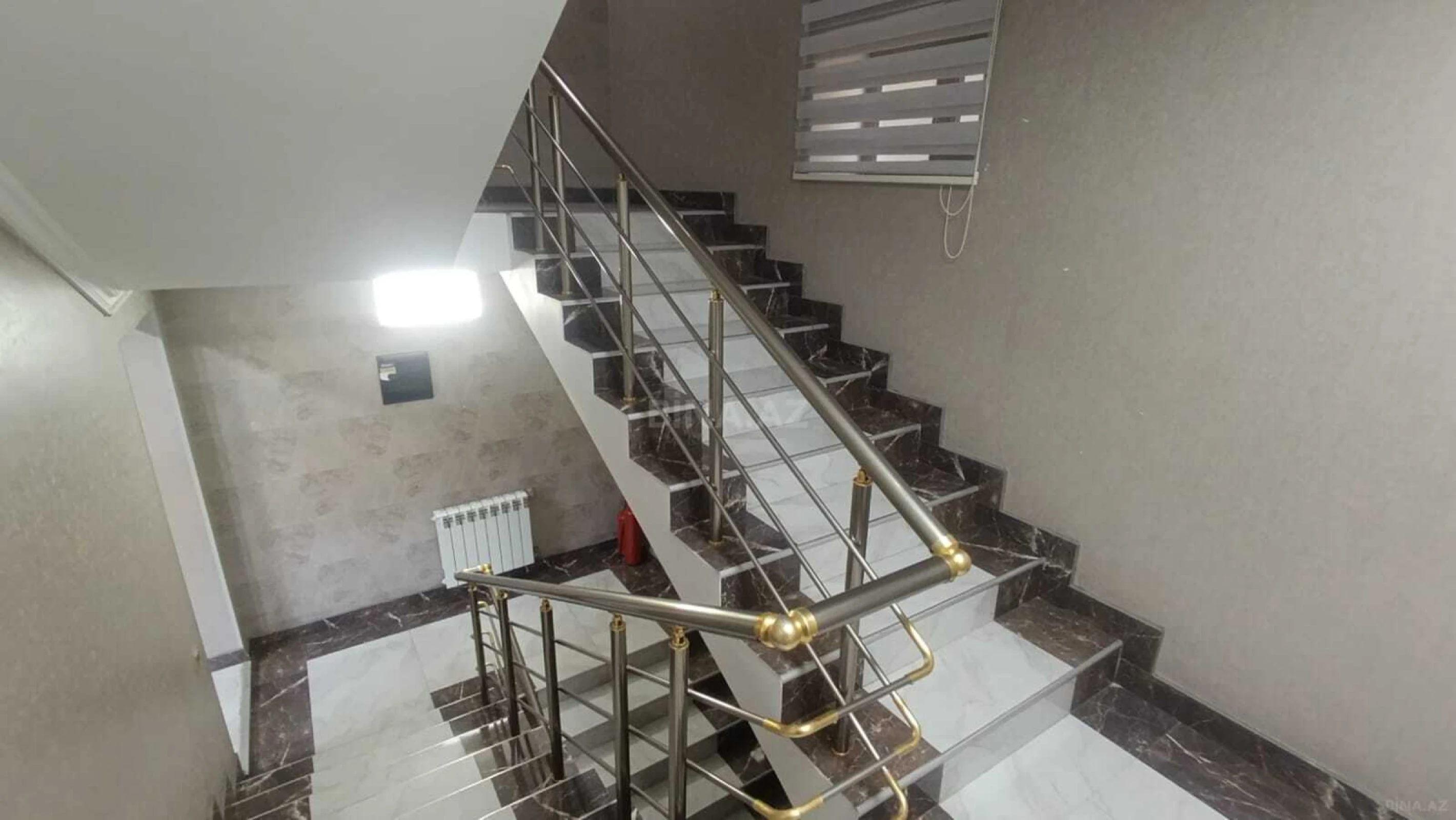 Satılır obyekt 1100 m²