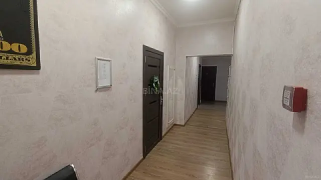 Satılır obyekt 1100 m²