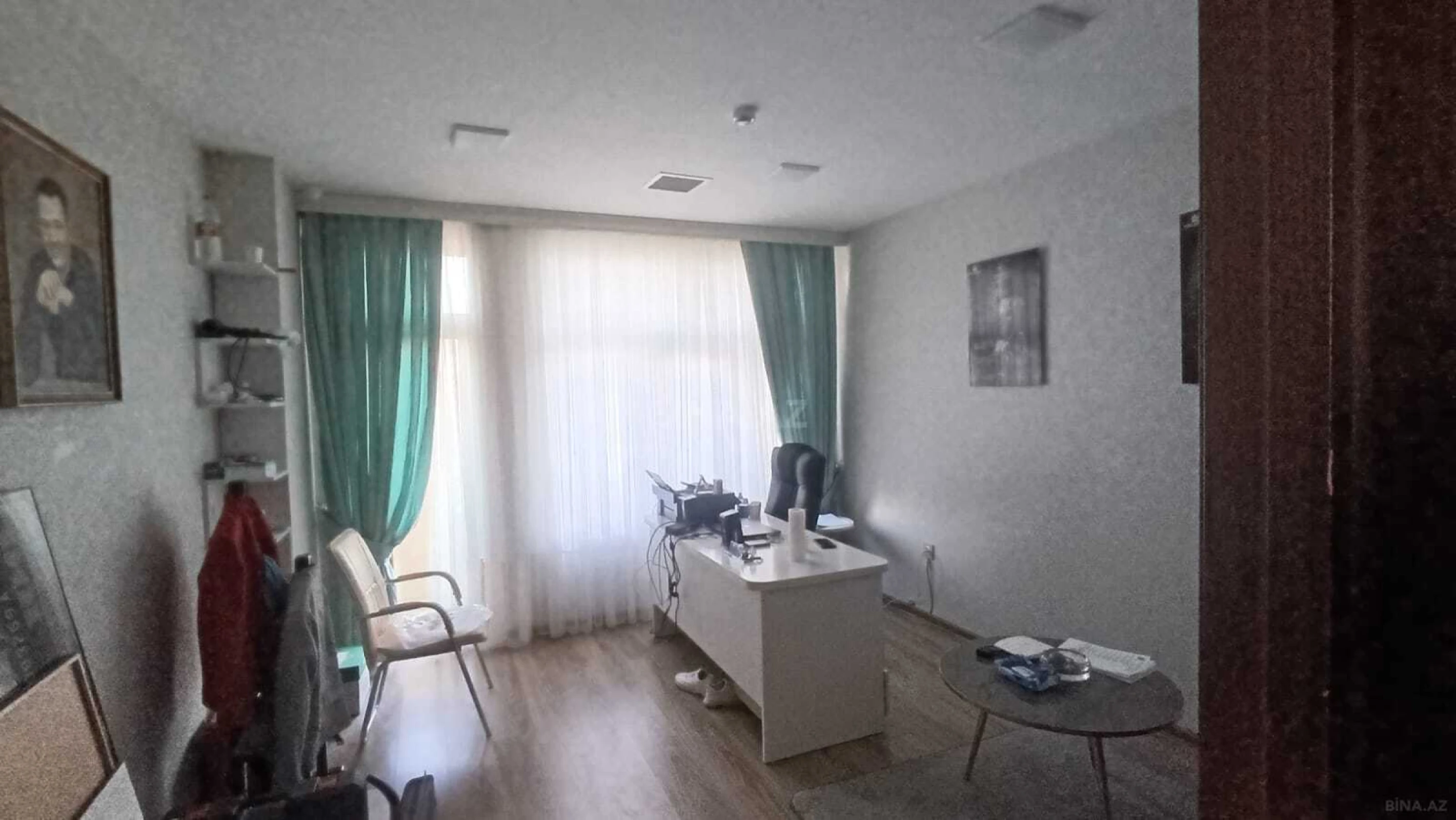 Satılır obyekt 1100 m²