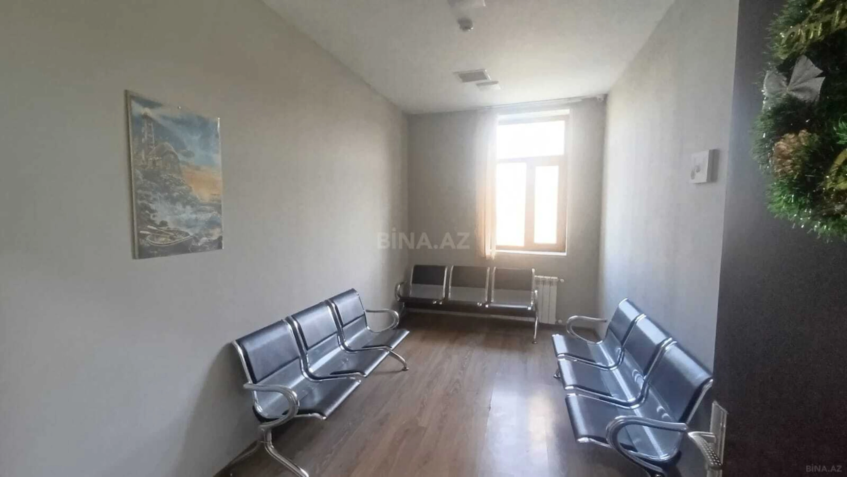 Satılır obyekt 1100 m²