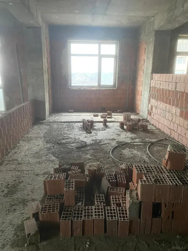 Satılır 3 otaqlı mənzil 158.4 m²