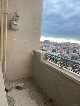 Satılır 3 otaqlı mənzil 158.4 m²