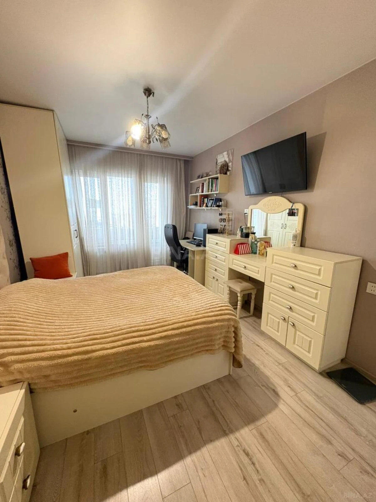 Satılır 3 otaqlı mənzil 80 m²