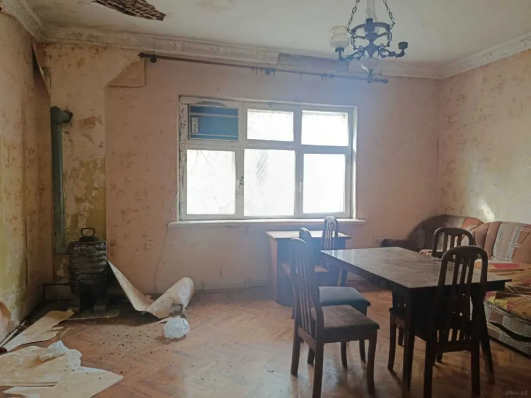 Satılır 2 otaqlı mənzil 45 m²
