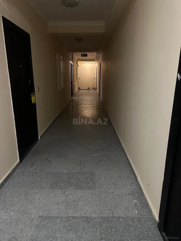 Satılır 4 otaqlı mənzil 110 m²