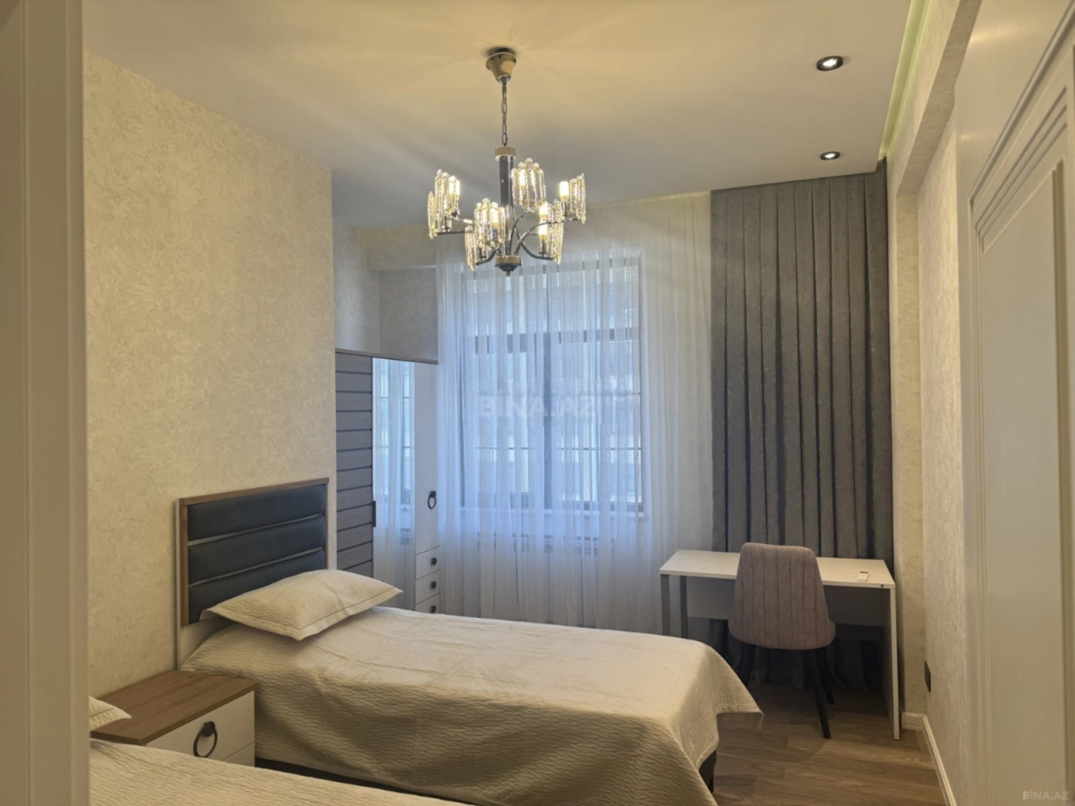 Kirayə verilir 3 otaqlı mənzil 95 m²