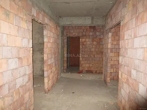 Satılır 3 otaqlı mənzil 135 m²