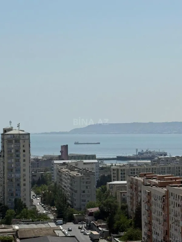 Satılır 3 otaqlı mənzil 117 m²