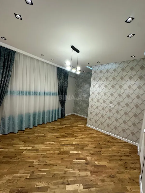 Satılır 3 otaqlı mənzil 117 m²