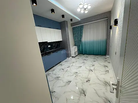 Satılır 3 otaqlı mənzil 117 m²